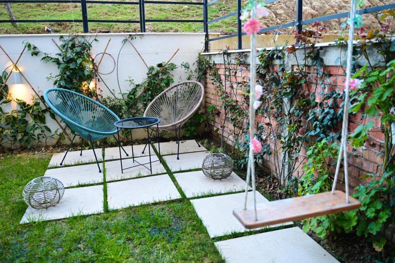 Stylish Two Bedroom House With Private Pool Tirana Eksteriør billede